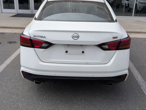 Used 2024 Nissan Altima 2.5 SR image 16