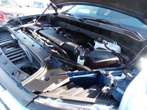 Used 2024 Chevrolet Silverado 1500 LT w/ Safety Package image 33