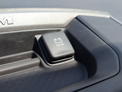 Used 2023 RAM 1500 Tradesman AWD/4WD image 17
