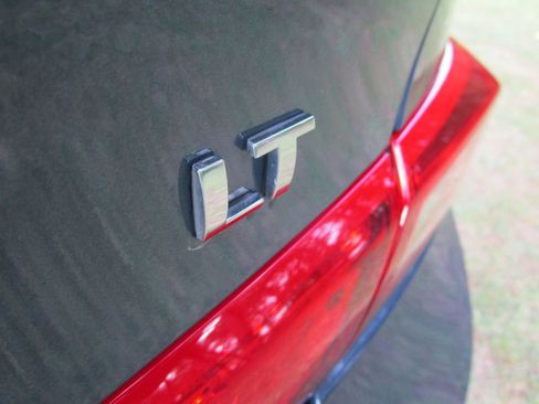 Used 2024 Chevrolet Malibu LT FWD image 11