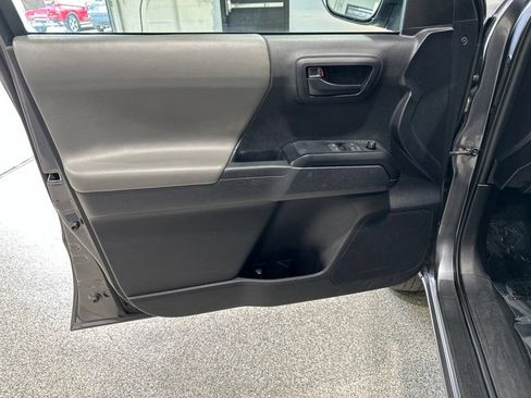 Certified 2021 Toyota Tacoma SR w/ SX Package AWD/4WD image 7