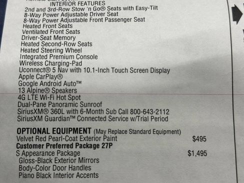 Used 2023 Chrysler Pacifica Limited w/ Uconnect Theater Family Group image 57