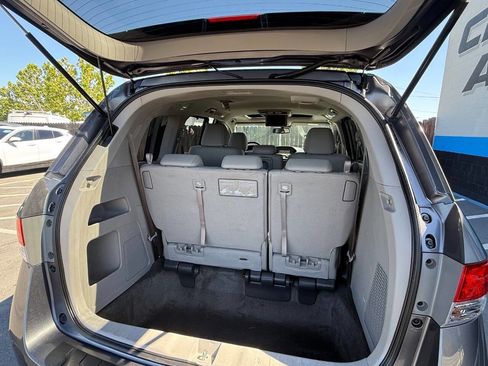 Used 2015 Honda Odyssey Touring image 20