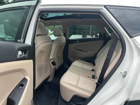 Used 2017 Hyundai Tucson Value AWD/4WD image 12