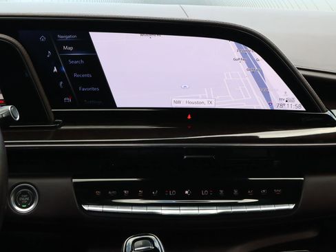 Certified 2024 Cadillac Escalade Sport Platinum AWD/4WD image 17