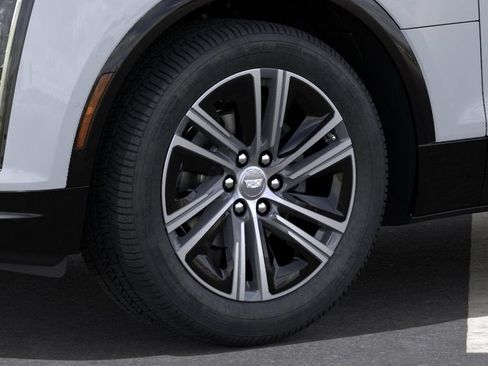 Used 2026 Cadillac Lyriq Luxury RWD image 41