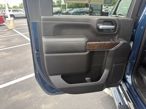 Used 2020 GMC Sierra 3500 Denali w/ Gooseneck/5TH Wheel Package AWD/4WD image 26