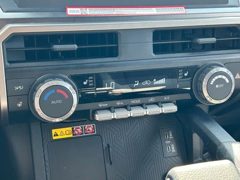 Used 2025 Toyota 4Runner TRD Off-Road image 32