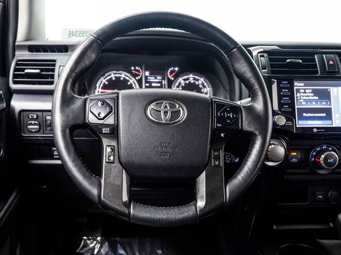 Used 2024 Toyota 4Runner TRD Off-Road Premium AWD/4WD image 22