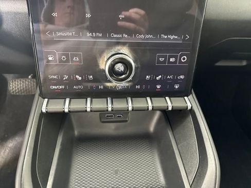 New 2026 GMC Terrain Elevation w/ Elevation Premium Package image 23