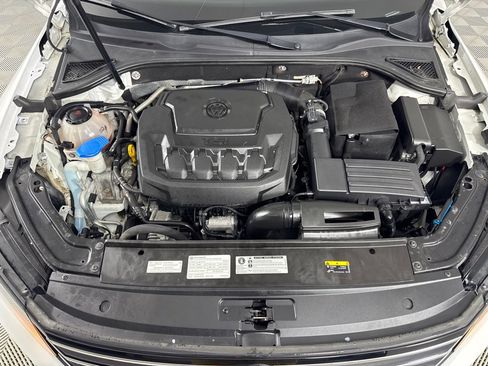Used 2018 Volkswagen Passat 2.0T S w/ Driver Assistance Package image 27