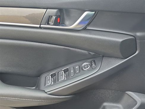 Used 2022 Honda Accord Sport image 24