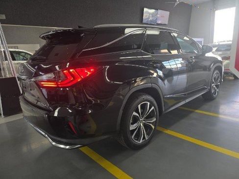 Used 2018 Lexus RX 350L FWD image 3