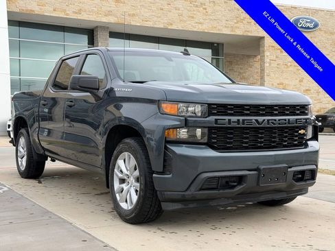 Used 2020 Chevrolet Silverado 1500 Custom w/ Custom Value Package image 20