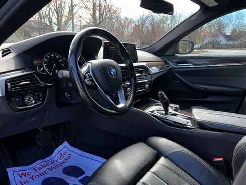 Used 2017 BMW 530i xDrive 530i xDrive image 12