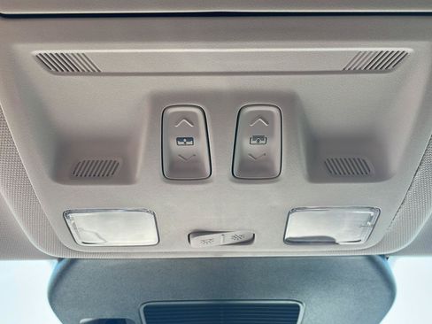 Used 2025 Ford Escape SE FWD image 23