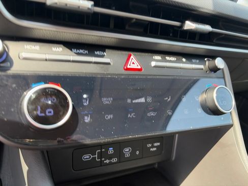 Used 2025 Hyundai Sonata Limited FWD image 18