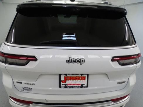 Certified 2023 Jeep Grand Cherokee L Summit AWD/4WD image 23