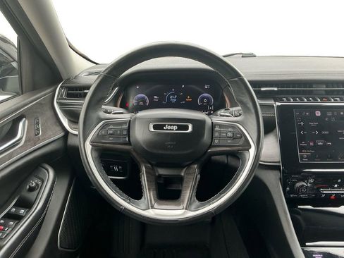 Used 2021 Jeep Grand Cherokee L Limited AWD/4WD image 18