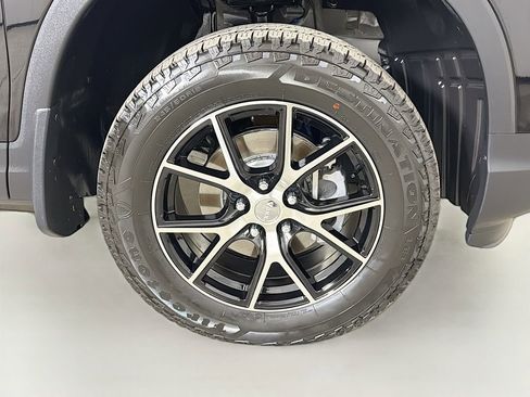 Used 2025 Honda Ridgeline Black Edition image 28