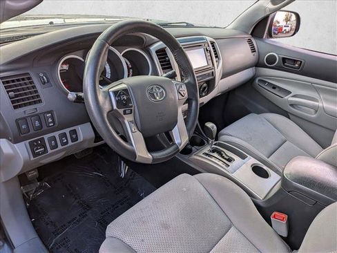 Used 2015 Toyota Tacoma 4x4 Double Cab image 9
