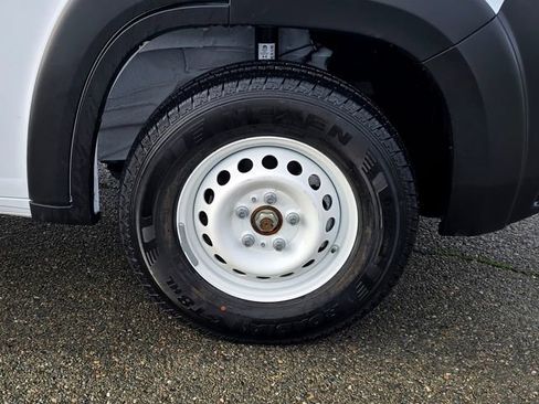 Used 2025 RAM ProMaster 2500 w/ Storage Group image 26