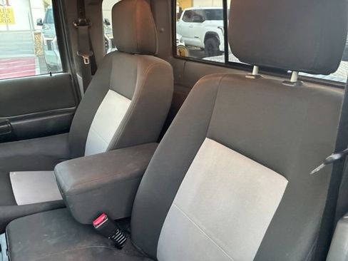 Used 2011 Ford Ranger XLT image 7