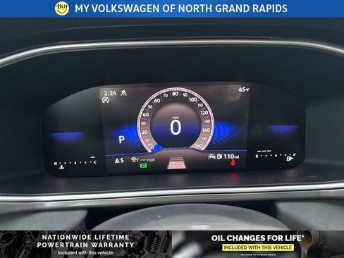 New 2026 Volkswagen Taos SE image 22