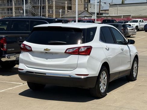 Used 2021 Chevrolet Equinox LT FWD image 4