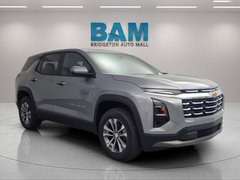 New 2026 Chevrolet Equinox LT w/ Safety and Technology Package image 1