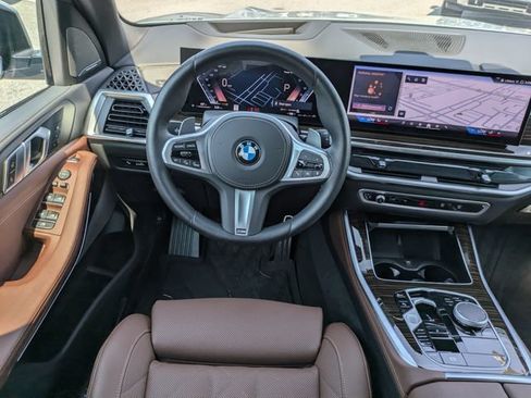 Used 2026 BMW X5 xDrive40i w/ M Sport Package AWD/4WD image 17