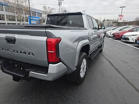 Certified 2024 Toyota Tacoma SR5 image 8