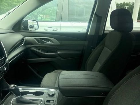 Used 2019 Chevrolet Traverse LT AWD/4WD image 9