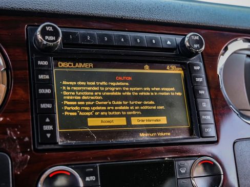 Used 2009 Ford F250 Lariat image 41