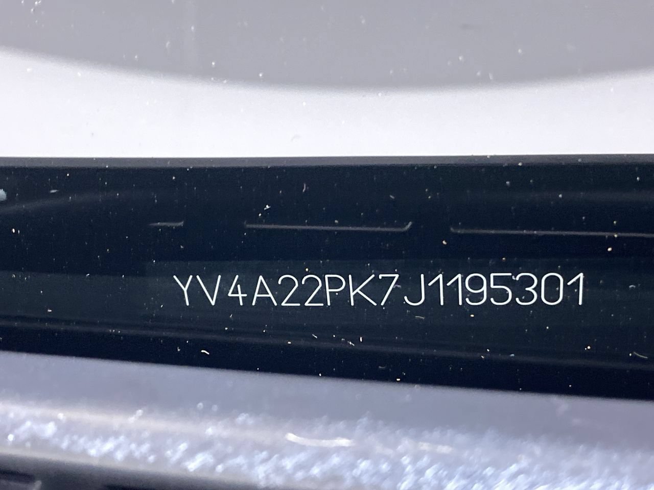 Used 2018 Volvo XC90 T6 Momentum w/ Convenience Package AWD/4WD image 16