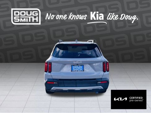 Certified 2023 Kia Sorento SX Prestige image 5