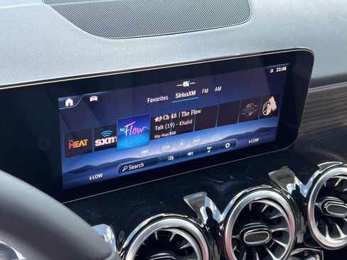 New 2026 Mercedes-Benz GLB 250 4MATIC image 23