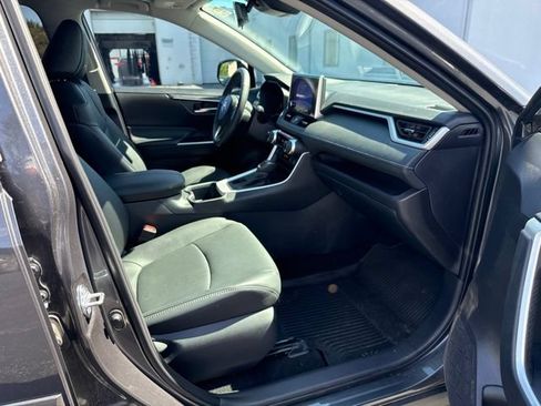 Used 2025 Toyota RAV4 XLE Premium w/ Weather Package AWD/4WD image 12