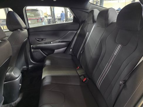 Certified 2025 Hyundai Elantra Sport FWD image 14