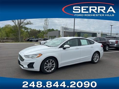 Used 2020 Ford Fusion SE FWD image 1