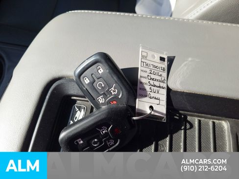 Used 2016 Chevrolet Suburban LT image 17