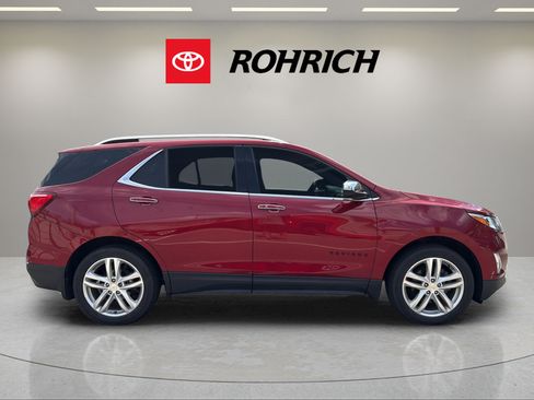 Used 2020 Chevrolet Equinox Premier AWD/4WD image 5