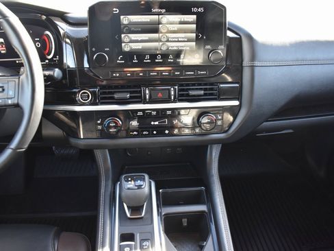 Used 2022 Nissan Pathfinder Platinum w/ Cargo Package image 14