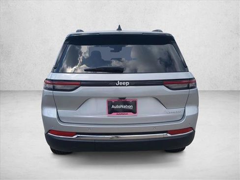 New 2026 Jeep Grand Cherokee Laredo RWD image 8