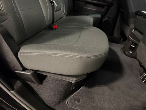 Certified 2025 RAM 2500 Big Horn AWD/4WD image 16