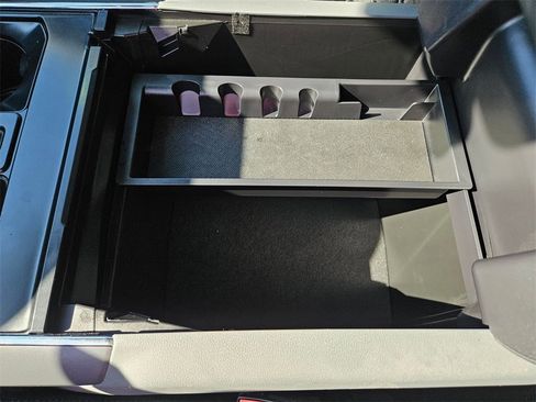 Used 2025 Ford F150 XLT w/ Equipment Group 301A Standard image 29