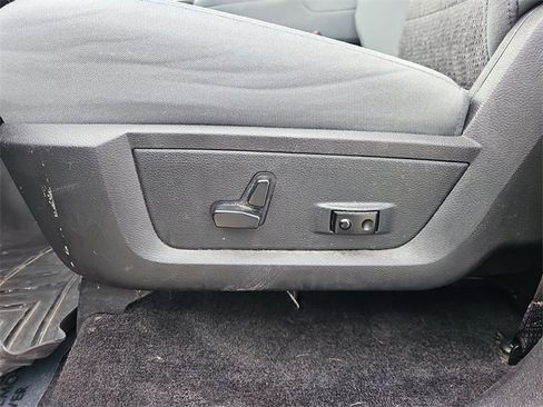 Used 2017 RAM 2500 Big Horn image 20