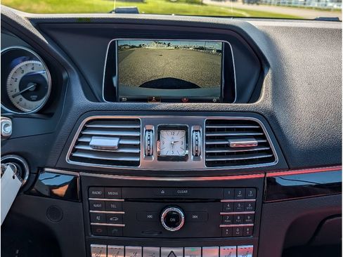 Used 2017 Mercedes-Benz E 400 Cabriolet image 27