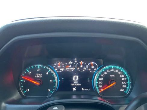 Used 2018 GMC Sierra 2500 Denali w/ Suspension Package, Off-Road AWD/4WD image 27