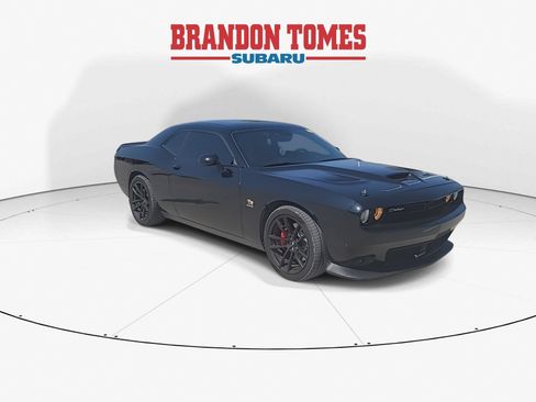 Used 2021 Dodge Challenger R/T Scat Pack RWD image 2